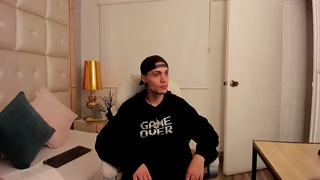 dark sun302 online show from December 14, 3:01 am