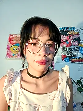 Snapshot of dolliette24 chatting on March 29, 9:37 pm dolliette24 online show from March 29, 9:37 pm