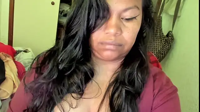 ebonylouissexyhot online show from September 15, 8:20 pm