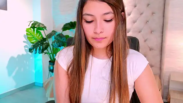 Abrill cute online show from September 13, 2:33 am