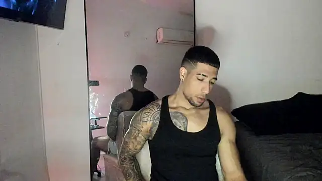 Snapshot of ThiagoLugo chatting on September 8, 3:33 pm ThiagoLugo online show from September 8, 3:33 pm