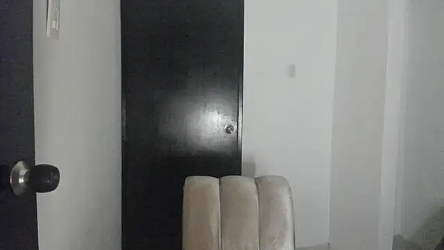 Snapshot of ThiagoLugo chatting on June 20, 6:38 am ThiagoLugo online show from June 20, 6:38 am