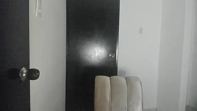 Snapshot of ThiagoLugo chatting on June 25, 5:07 am ThiagoLugo online show from June 25, 5:07 am