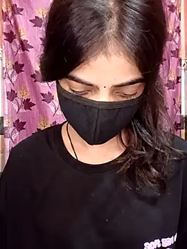 Queen Pooja7 online show from October 8, 4:37 pm