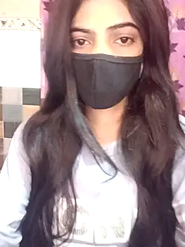 Queen Pooja7 online show from October 26, 3:51 pm