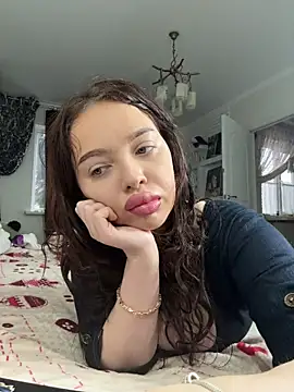 Hannah xBaby online show from January 9, 11:46 am