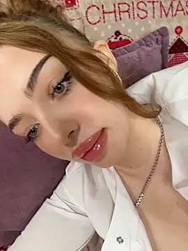 Hannah xBaby online show from May 21, 10:11 am