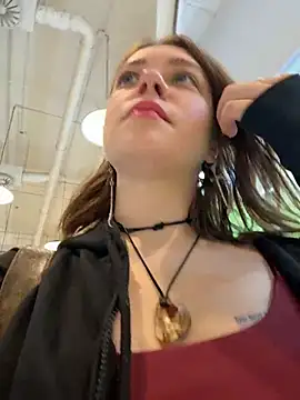 lucy-joy online show from November 30, 7:12 am