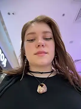 Snapshot of lucy-joy chatting on April 21, 9:26 am lucy-joy online show from April 21, 9:26 am