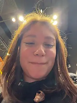lucy-joy online show from June 16, 10:18 am