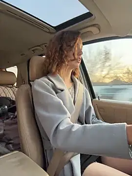 DollyTall online show from November 22, 10:47 am