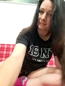 simpledi online show from December 15, 8:35 pm