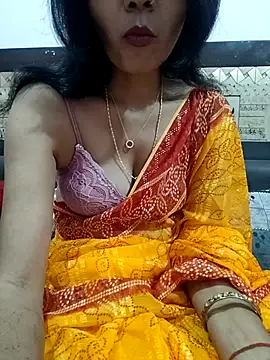 Snapshot of Yourhotsweetgirl chatting on October 24, 3:47 am Yourhotsweetgirl online show from October 24, 3:47 am