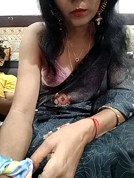 Snapshot of Yourhotsweetgirl chatting on October 25, 5:37 am Yourhotsweetgirl online show from October 25, 5:37 am