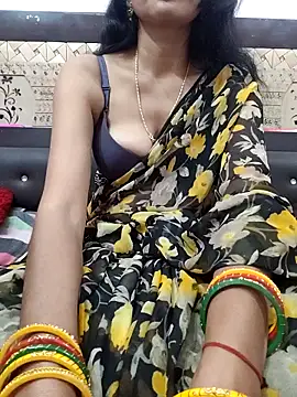 Snapshot of Yourhotsweetgirl chatting on October 31, 5:52 am Yourhotsweetgirl online show from October 31, 5:52 am