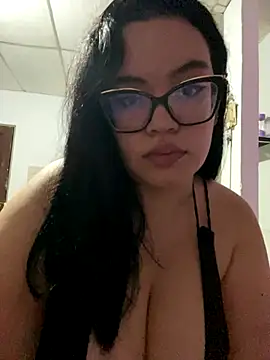 Emily Taylor2 online show from September 24, 1:53 am