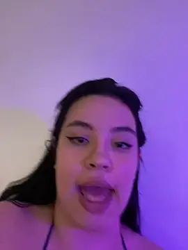 Emily Taylor2 online show from October 5, 4:33 am