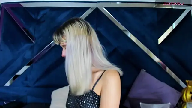 barbieambar online show from December 19, 4:14 pm