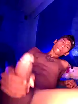 Snapshot of gabo_hotboy chatting on October 10, 12:20 am gabo hotboy online show from October 10, 12:20 am