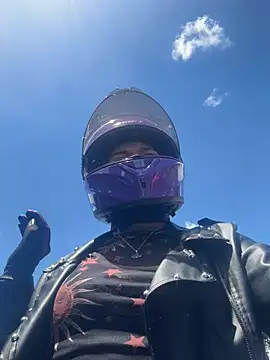 Camilla Miller01 online show from March 20, 6:02 pm