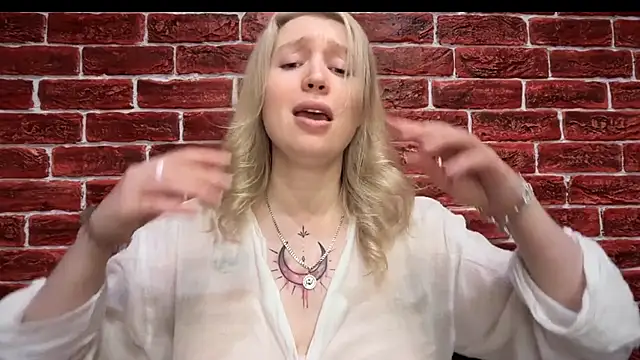 Snapshot of CitrusBlissss chatting on October 30, 2:40 pm CitrusBlissss online show from October 30, 2:40 pm