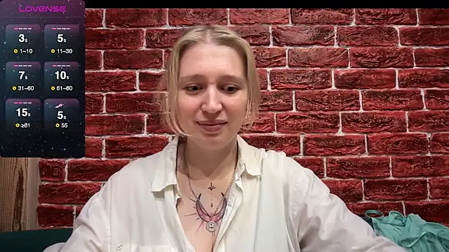 Snapshot of CitrusBlissss chatting on November 4, 2:38 pm CitrusBlissss online show from November 4, 2:38 pm