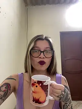 Snapshot of KoraSweett chatting on March 7, 10:07 pm KoraSweett online show from March 7, 10:07 pm