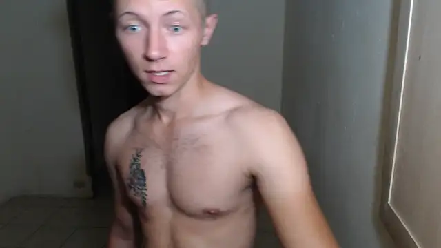 Snapshot of BlondZilla chatting on November 14, 7:40 am BlondZilla online show from November 14, 7:40 am