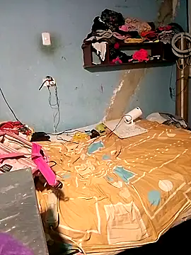 miroqui143 online show from October 3, 12:35 pm