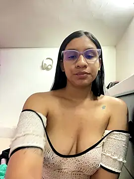 Snapshot of Danny_gonza chatting on October 7, 12:08 am Danny gonza online show from October 7, 12:08 am