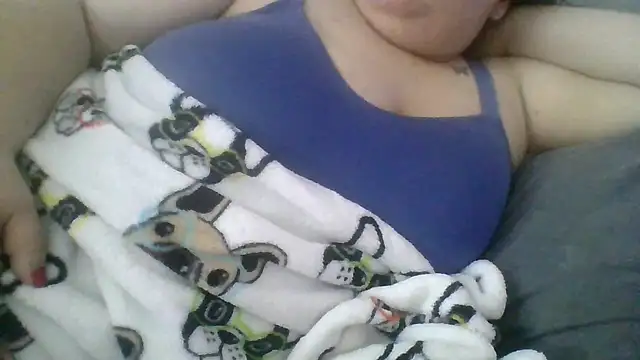 sarahcakes223 online show from June 20, 5:27 pm