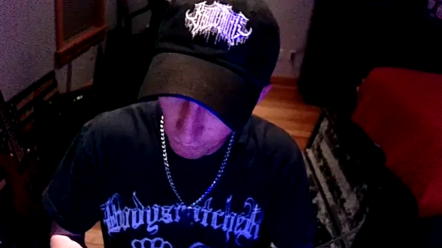 Snapshot of LEVIATHANX666 chatting on March 7, 4:53 am LEVIATHANX666 online show from March 7, 4:53 am