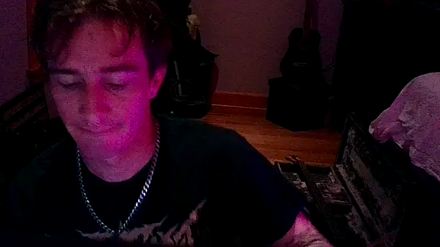 Snapshot of LEVIATHANX666 chatting on March 30, 3:07 am LEVIATHANX666 online show from March 30, 3:07 am