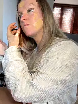 Charleigh xx online show from November 18, 12:20 pm