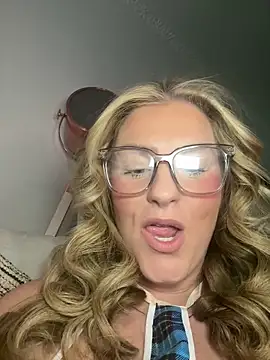Charleigh xx online show from June 7, 5:11 am
