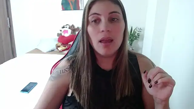 Secret Bella online show from November 11, 11:10 am