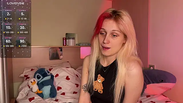 Snapshot of _Annabel_Myr_ chatting on September 19, 11:22 am Annabel Myr online show from September 19, 11:22 am