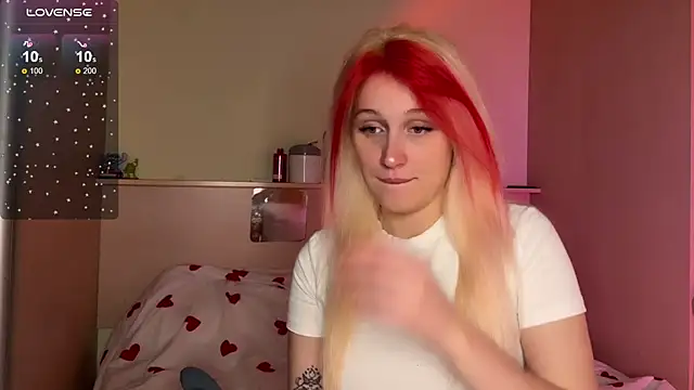 Snapshot of _Annabel_Myr_ chatting on November 8, 11:10 am Annabel Myr online show from November 8, 11:10 am