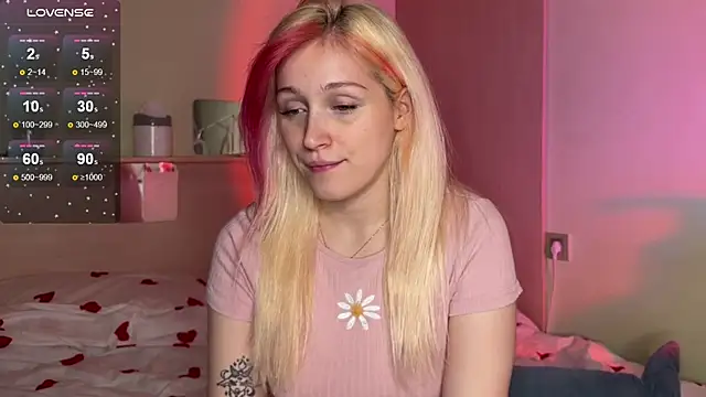 Snapshot of _Annabel_Myr_ chatting on November 27, 11:12 am Annabel Myr online show from November 27, 11:12 am