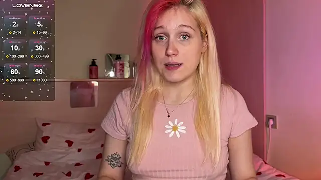 Snapshot of _Annabel_Myr_ chatting on November 29, 11:13 am Annabel Myr online show from November 29, 11:13 am