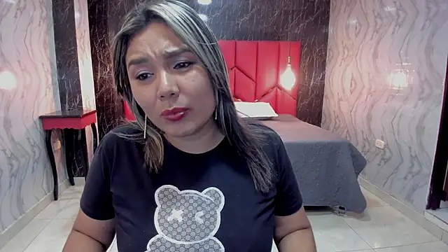 LatinaHoleQueen online show from February 4, 2:01 pm