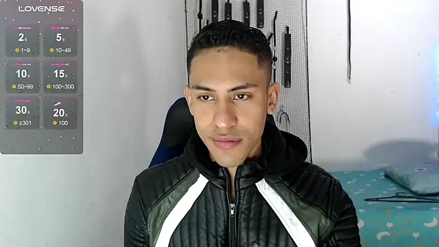 dylan apol0 online show from September 26, 3:10 am