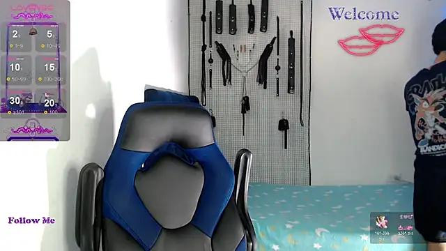 dylan apol0 online show from October 26, 7:14 am