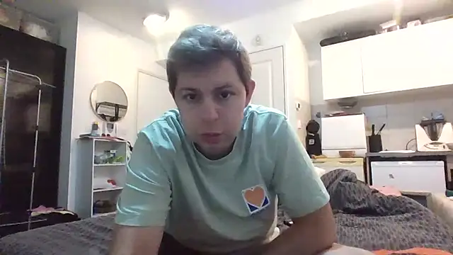 Snapshot of leBgBlon0088 chatting on April 26, 9:34 pm leBgBlon0088 online show from April 26, 9:34 pm