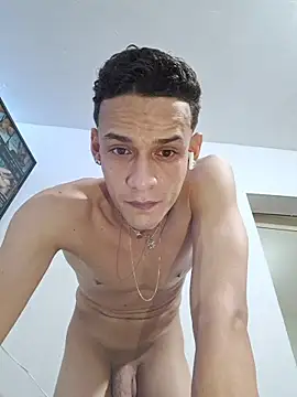 Ethanho0t online show from November 28, 8:28 am