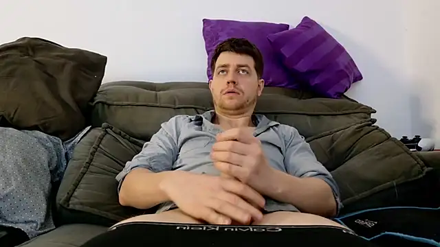 aaron nvk online show from October 6, 8:39 pm