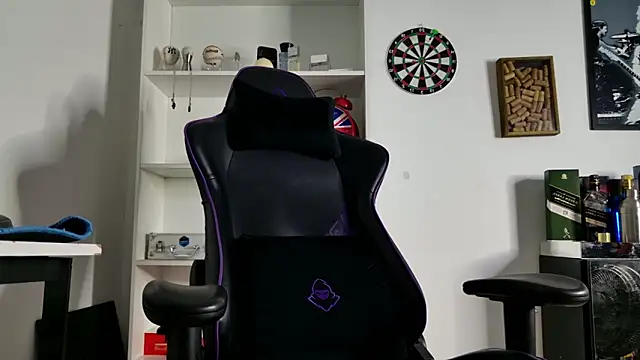 aaron nvk online show from January 18, 12:58 am