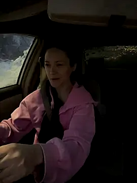 Snapshot of Just_fuunny_girl chatting on November 14, 10:58 am Just fuunny girl online show from November 14, 10:58 am