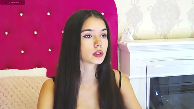 Snapshot of AlexisDevine chatting on October 1, 4:18 am AlexisDevine online show from October 1, 4:18 am