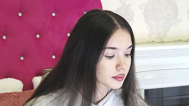 AlexisDevine online show from February 25, 5:17 am